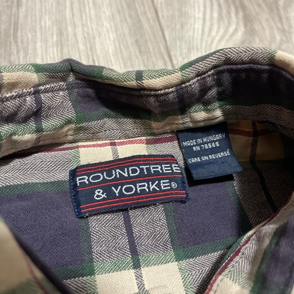 Round Tree & Yorke Flannel Plaid Long Sleeve Shirt Large - Picture 4 of 4